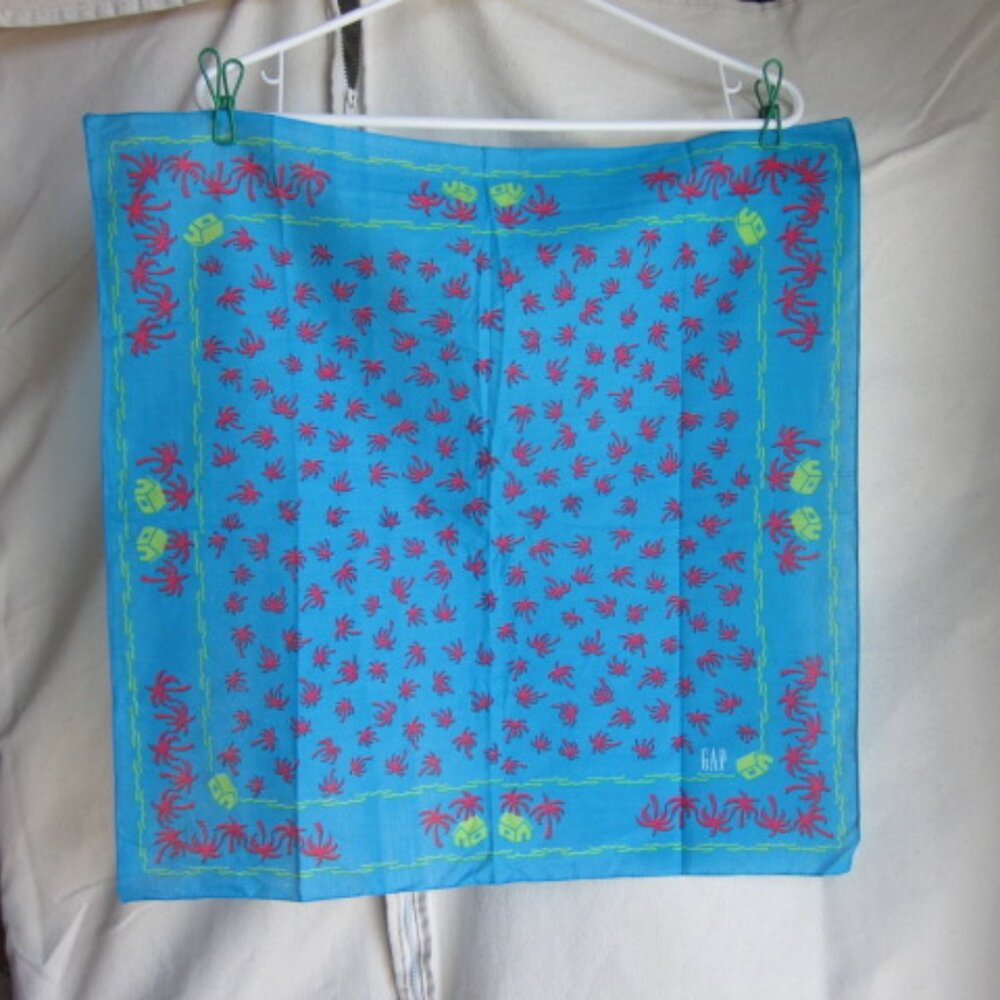 NWOT Vintage GAP cotton scarf blue palm motif